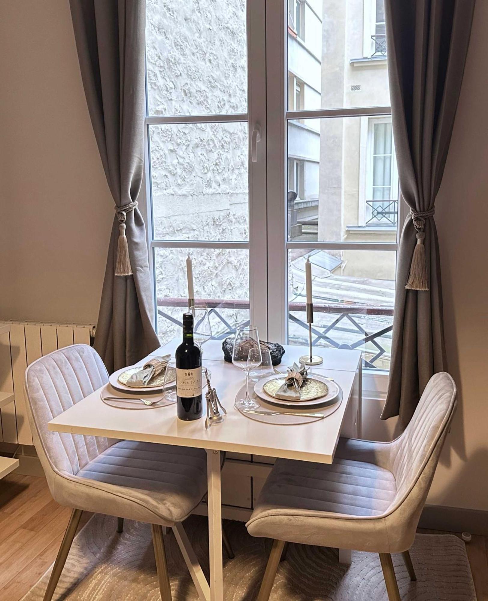 דירות פריז Renovated Champs-Elysees Retreat מראה חיצוני תמונה